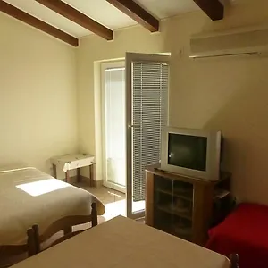 Lavanda Apartment Omišalj